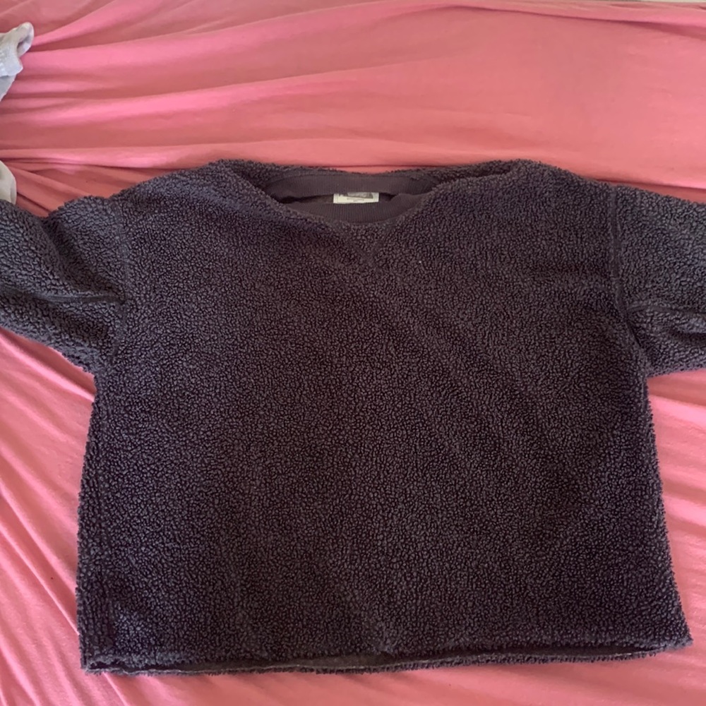 This is a Long Sleeve Crop top From American Eagle. Size Medium. Worn Twice.